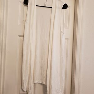 Sleeveless ultra lightweight and soft open front Cardigan Large